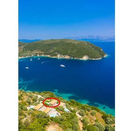 Villa Flisvos *